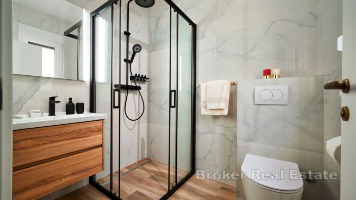 Image No.19-Villa de 6 chambres à vendre à Omiš