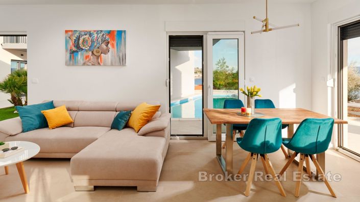 Image No.22-Villa de 6 chambres à vendre à Omiš