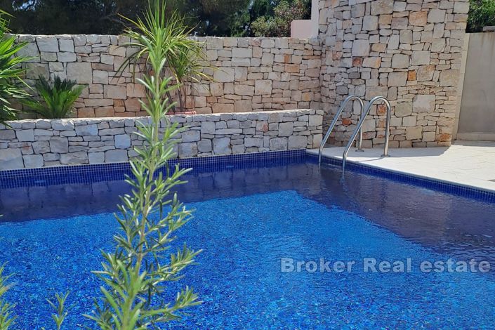 Image No.20-4 Bed Villa for sale