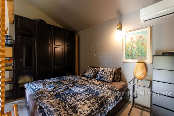 Image No.10-4 Bed Villa for sale