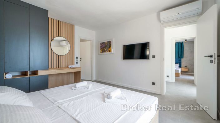 Image No.16-5 Bed Villa for sale