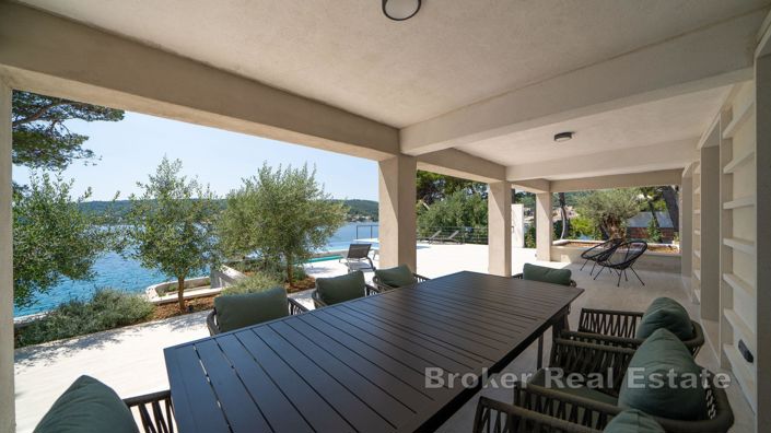 Image No.6-5 Bed Villa for sale