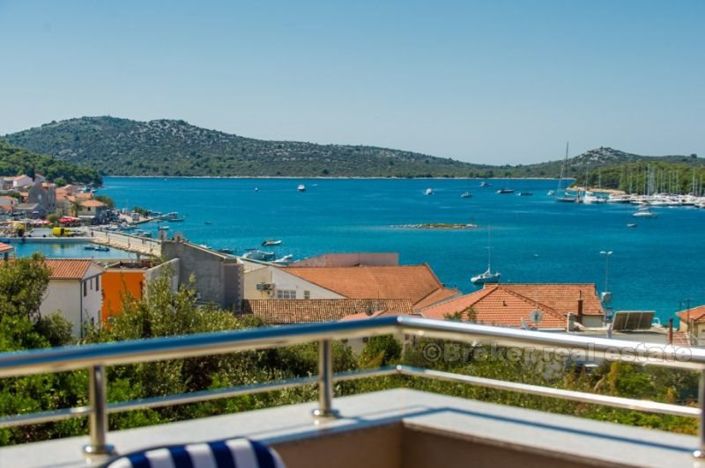 Image No.11-Villa de 5 chambres à vendre à Rogoznica