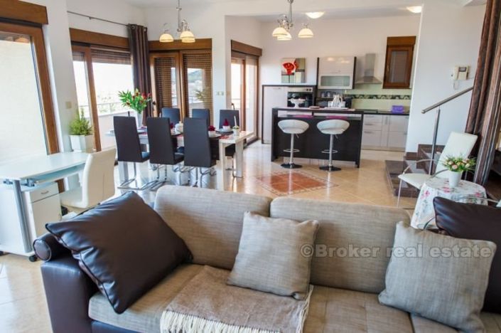 Image No.3-Villa de 5 chambres à vendre à Rogoznica