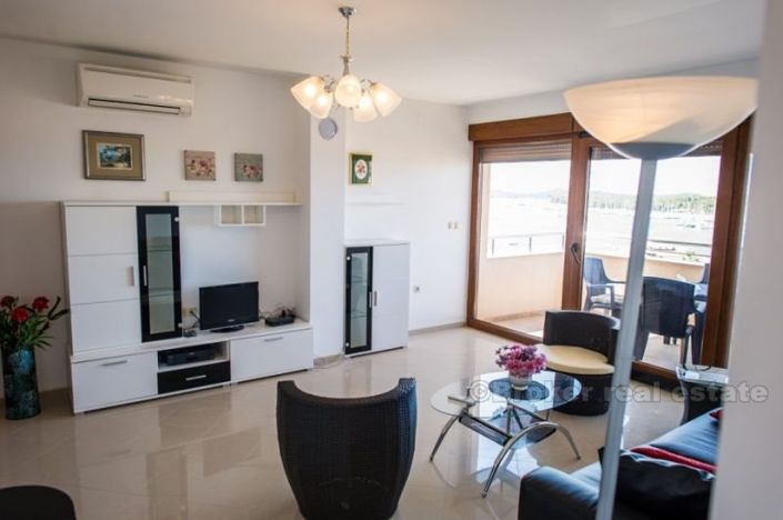 Image No.4-Villa de 5 chambres à vendre à Rogoznica