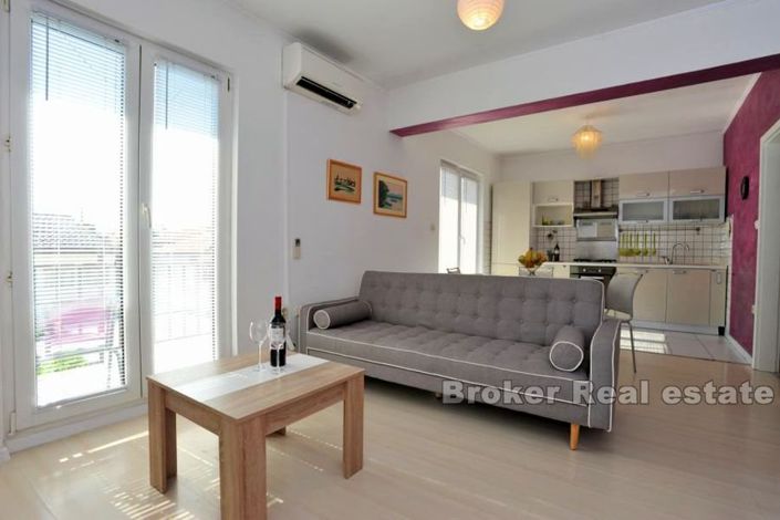 Image No.7-Villa de 9 chambres à vendre à Kaštel Stari