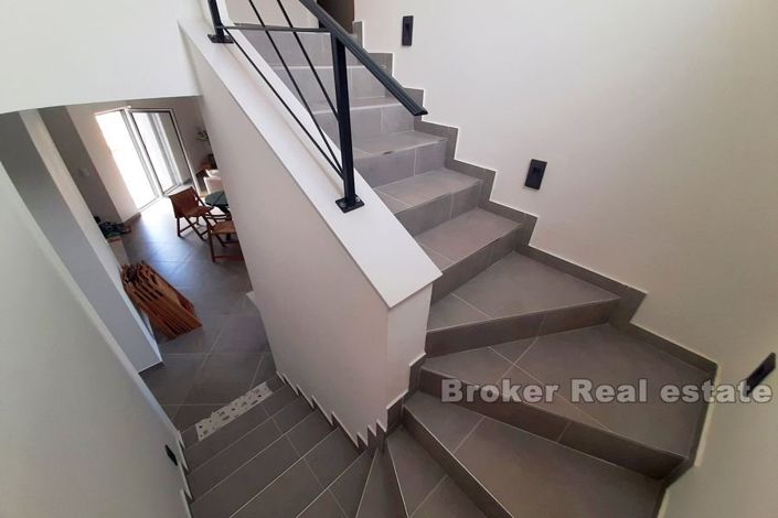 Image No.5-4 Bed Villa for sale