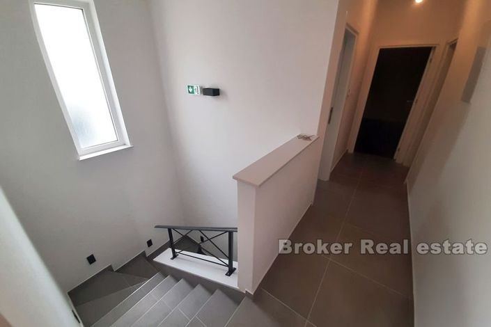 Image No.6-4 Bed Villa for sale