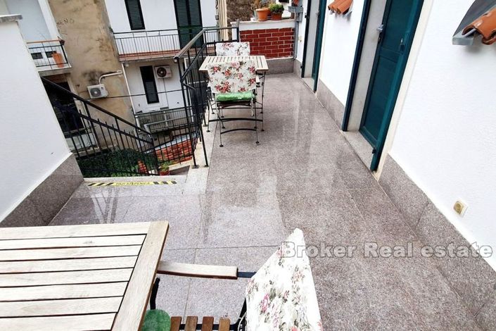 Image No.10-5 Bed Villa for sale