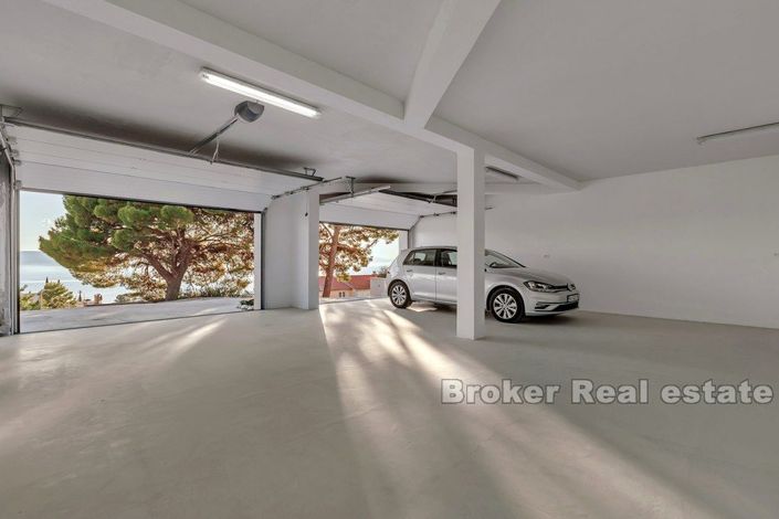 Image No.20-10 Bed Villa for sale