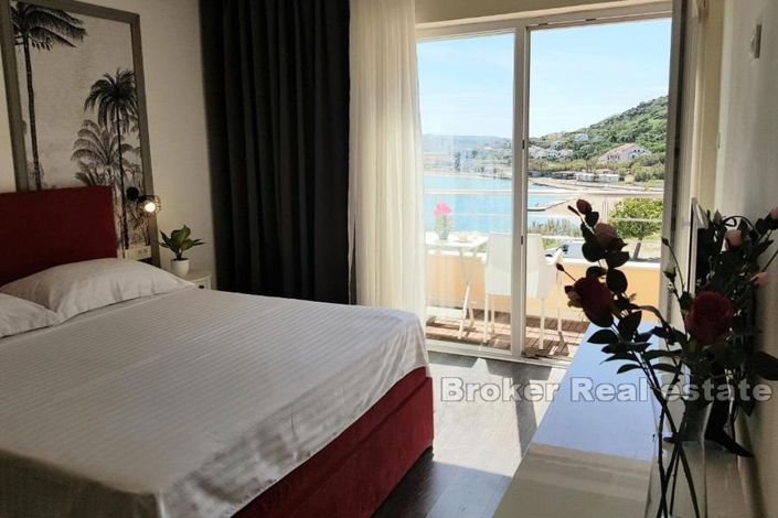 Image No.6-10 Bed Villa for sale