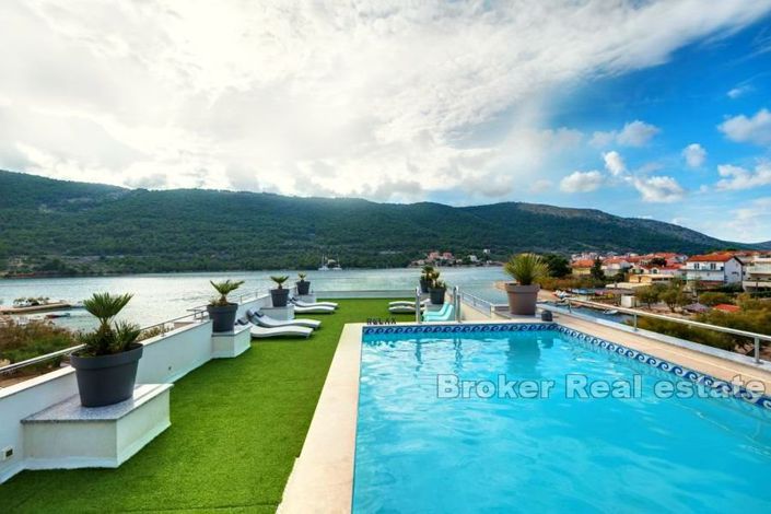 Image No.12-7 Bed Villa for sale