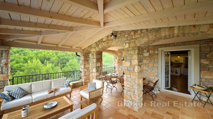 Image No.5-14 Bed Villa for sale