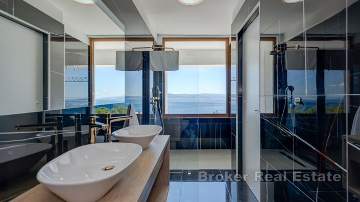 Image No.21-Villa de 4 chambres à vendre à Makarska