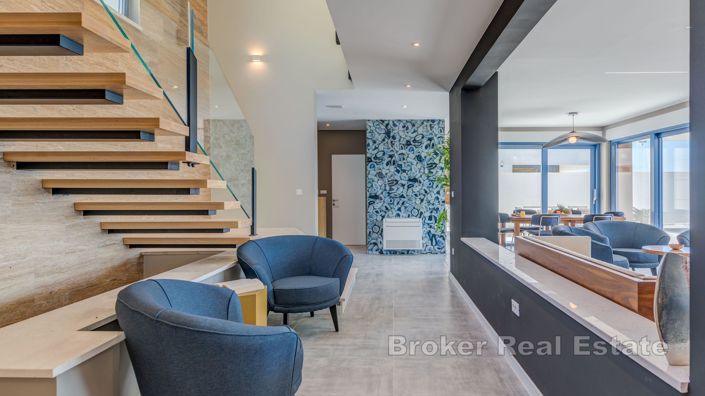 Image No.15-4 Bed Villa for sale