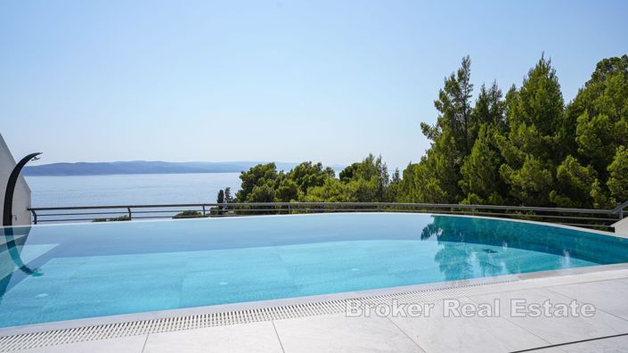 Image No.2-4 Bed Villa for sale