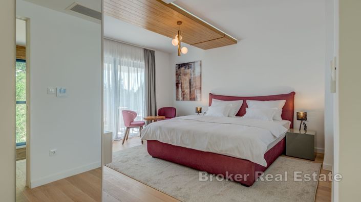 Image No.22-4 Bed Villa for sale