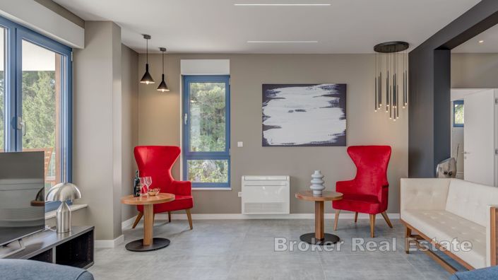 Image No.7-4 Bed Villa for sale