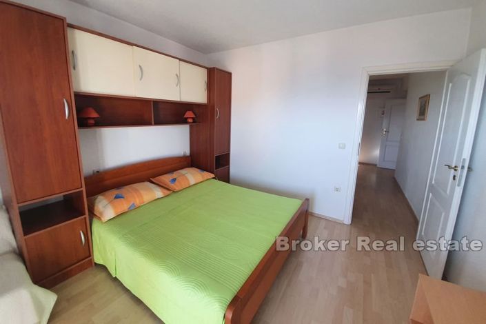 Image No.11-9 Bed Villa for sale
