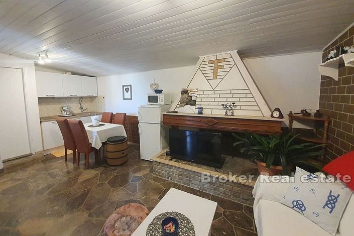 Image No.6-9 Bed Villa for sale