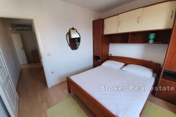 Image No.9-9 Bed Villa for sale