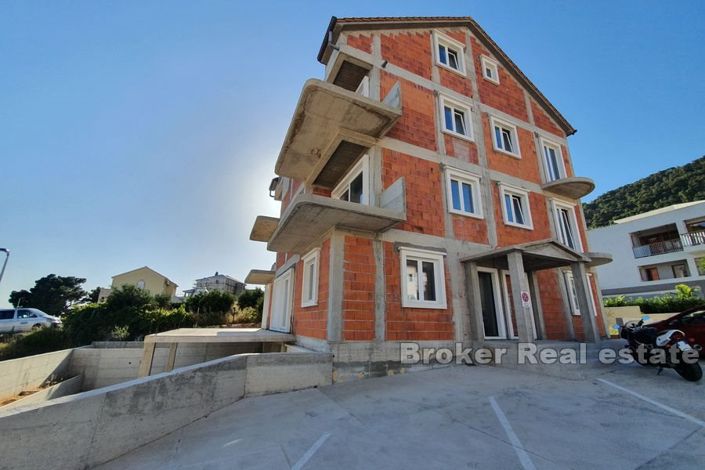 Image No.2-10 Bed Villa for sale