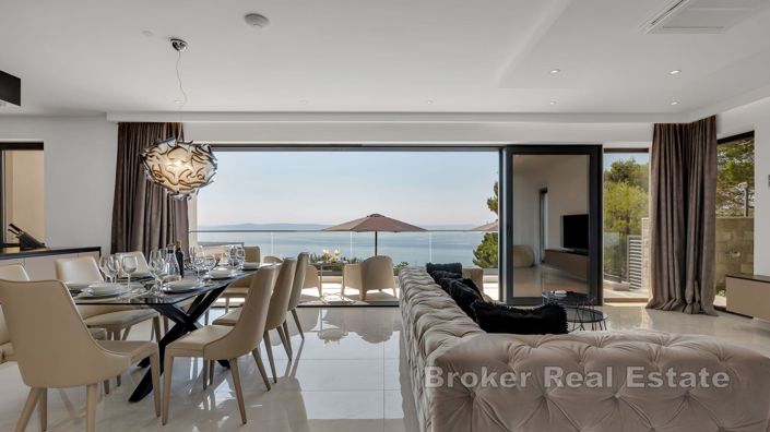 Image No.2-Villa de 3 chambres à vendre à Makarska