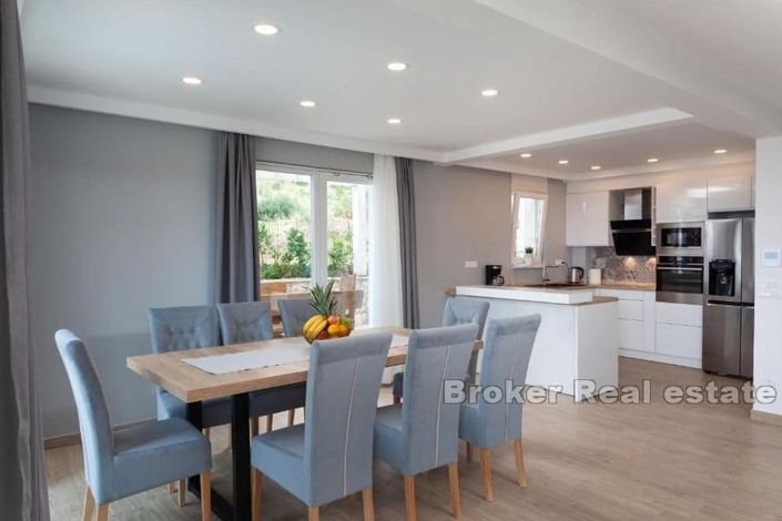 Image No.6-4 Bed Villa for sale