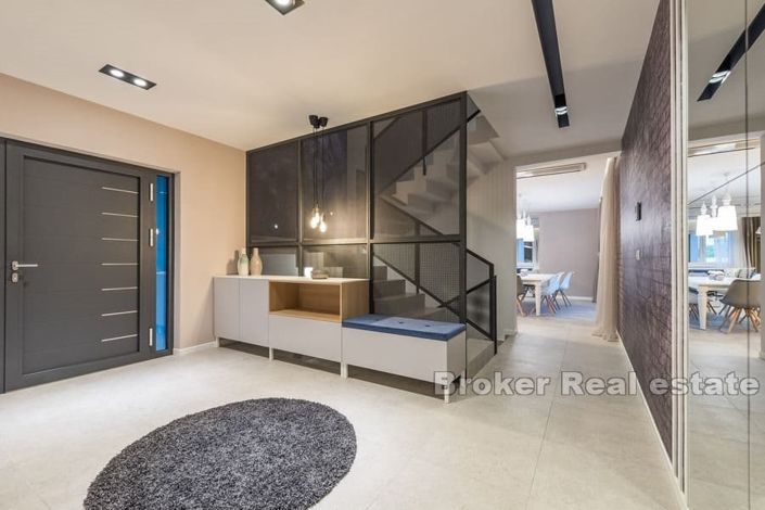 Image No.10-Villa de 5 chambres à vendre à Zadar