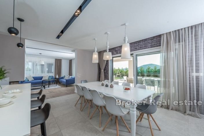 Image No.5-Villa de 5 chambres à vendre à Zadar