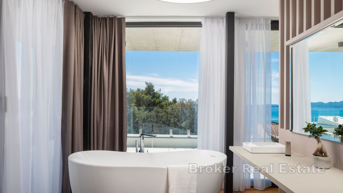 Image No.13-4 Bed Villa for sale