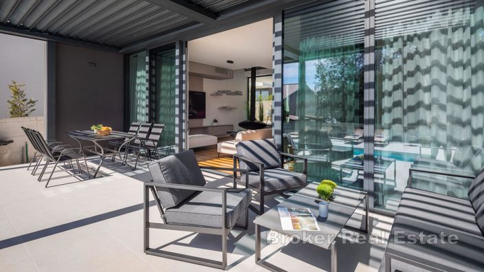 Image No.15-4 Bed Villa for sale