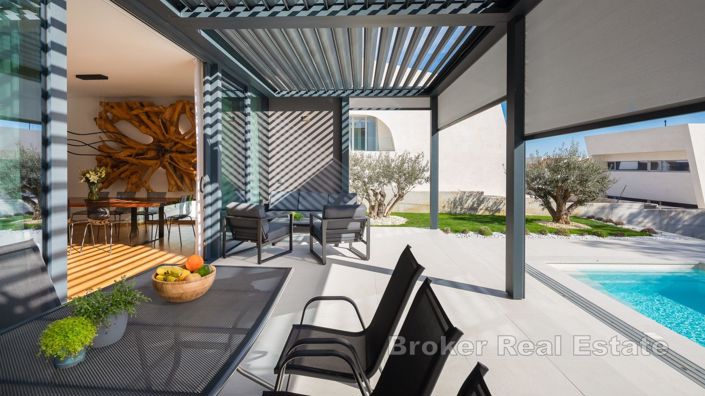 Image No.16-4 Bed Villa for sale