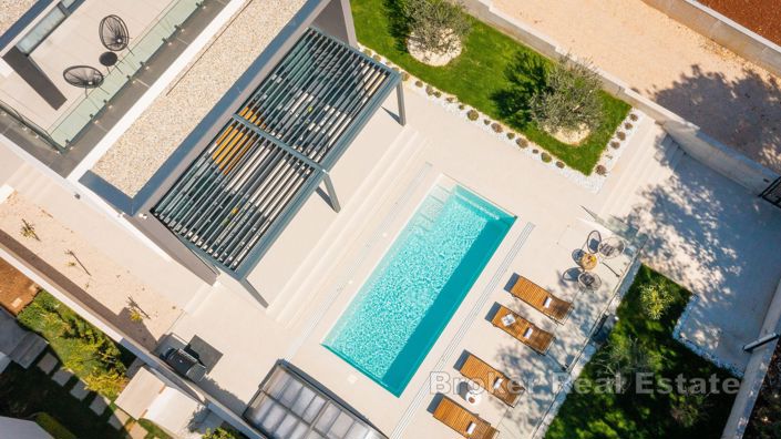 Image No.19-4 Bed Villa for sale