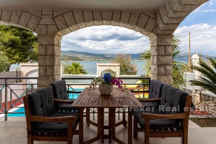 Image No.11-Villa de 5 chambres à vendre à Ciovo