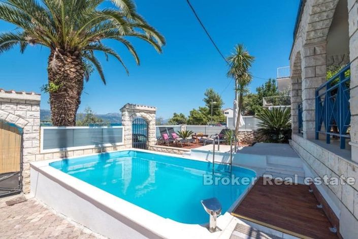 Image No.2-5 Bed Villa for sale