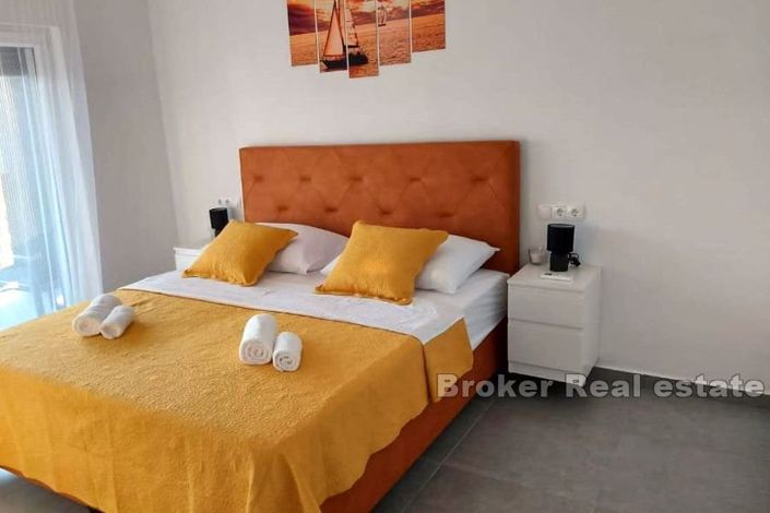 Image No.10-Villa de 4 chambres à vendre à Policnik