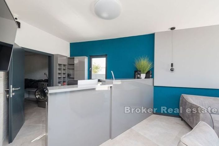 Image No.11-18 Bed Villa for sale