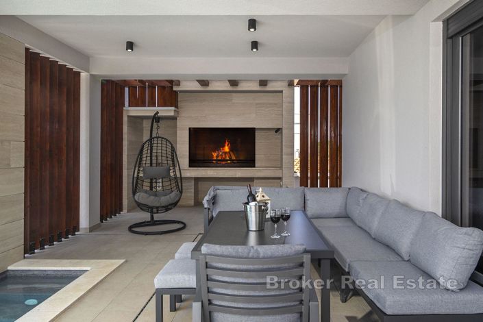 Image No.14-3 Bed Villa for sale