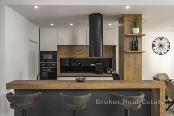 Image No.4-3 Bed Villa for sale