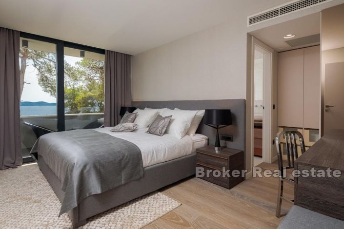 Image No.15-5 Bed Villa for sale