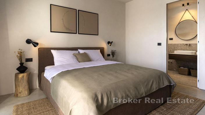 Image No.11-4 Bed Villa for sale