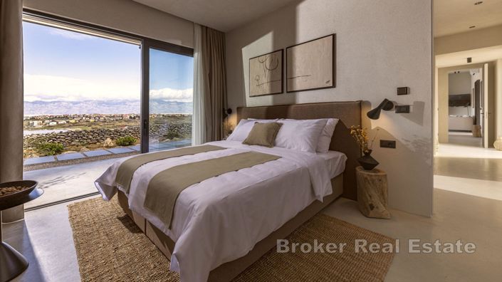 Image No.13-4 Bed Villa for sale