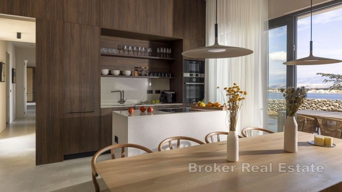 Image No.9-4 Bed Villa for sale