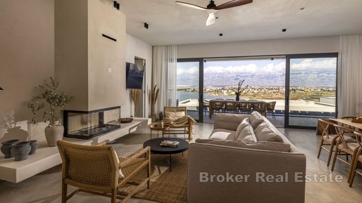 Image No.6-4 Bed Villa for sale