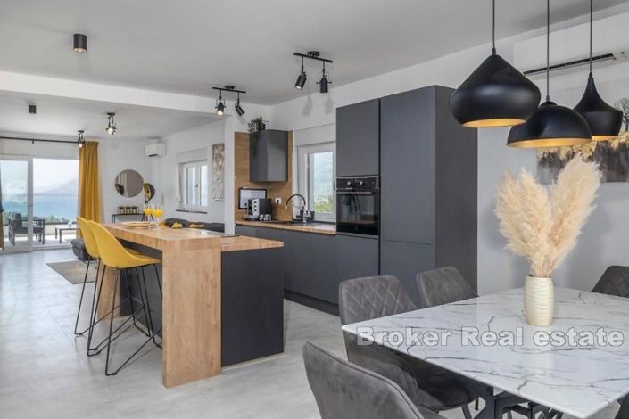 Image No.13-6 Bed Villa for sale