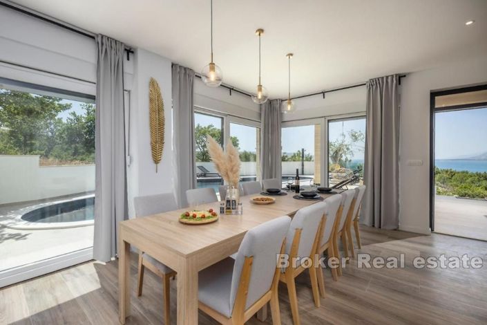 Image No.7-6 Bed Villa for sale