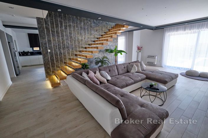 Image No.10-Villa de 4 chambres à vendre à Kaštel Stari