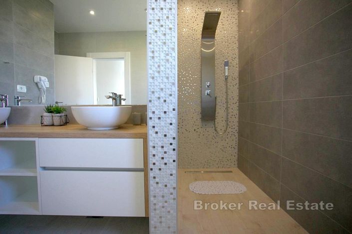 Image No.15-Villa de 4 chambres à vendre à Kaštel Stari