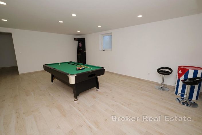 Image No.18-Villa de 4 chambres à vendre à Kaštel Stari